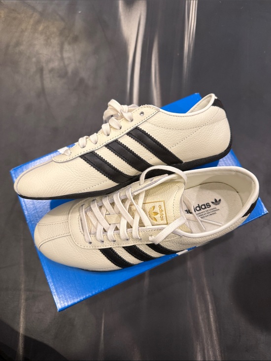 adidas Shoes - Adidas Tokyo White/Black